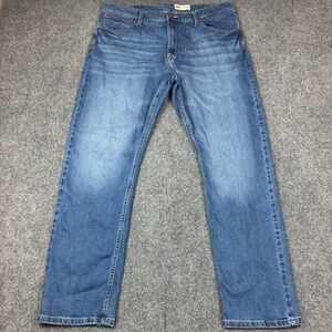 Wrangler Athletic Fit Mens Jeans 36x30 Medium Wash Blue Denim Stretch 1090ATWHF